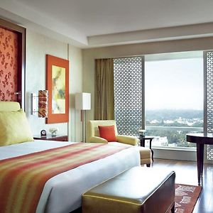 Deluxe Premier King Room